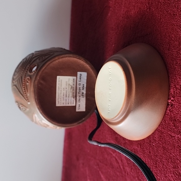 Deluxe Scentsy Warmer Pressed  Penny. - Picture 5 of 11